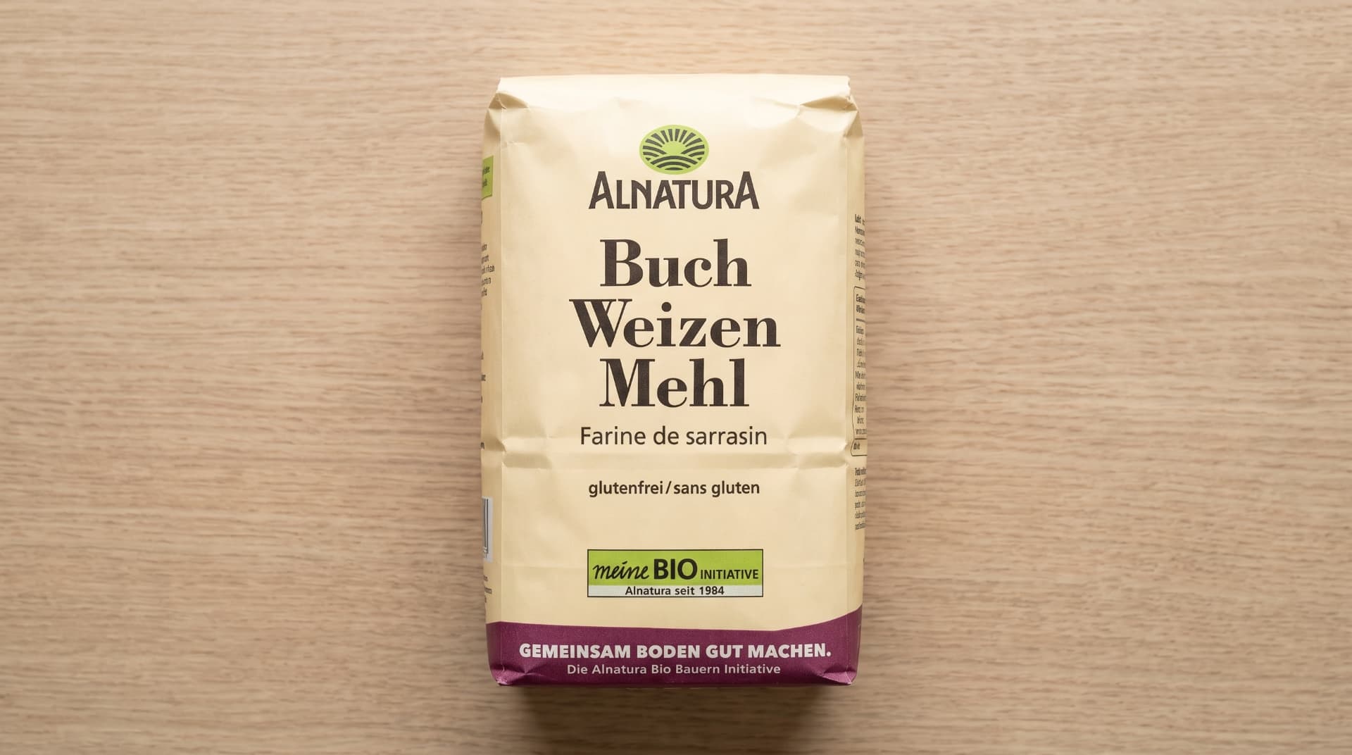 Pakke med Alnatura glutenfrit boghvedemel